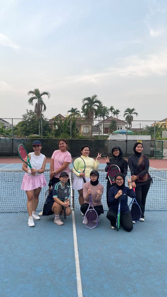 Manis Tennis media 4