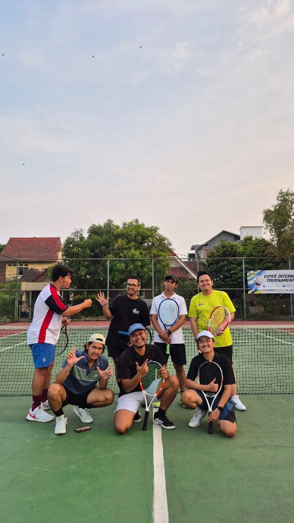 Manis Tennis media 3