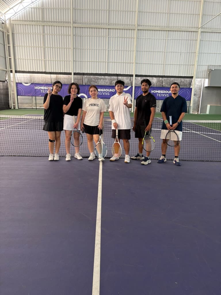 Tennis hihi media 1