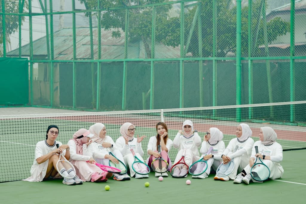 Tennis Girls media 2
