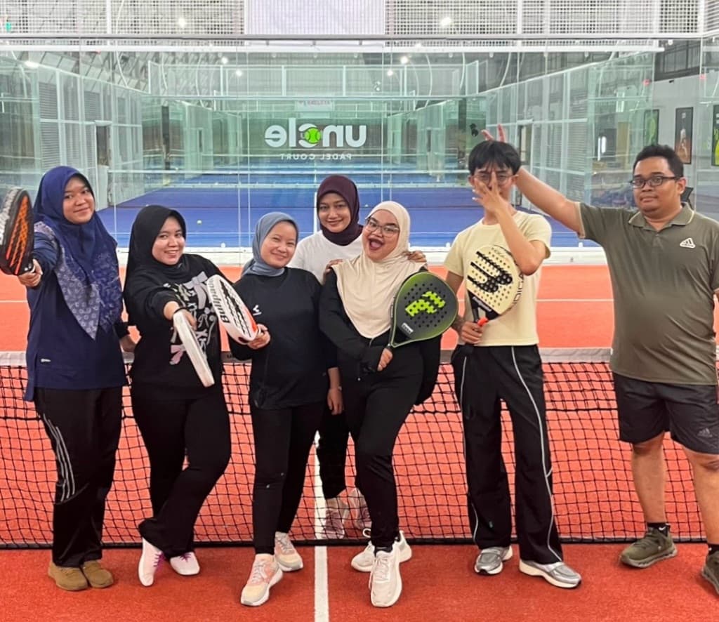 Raelsya Racquet Club media 1