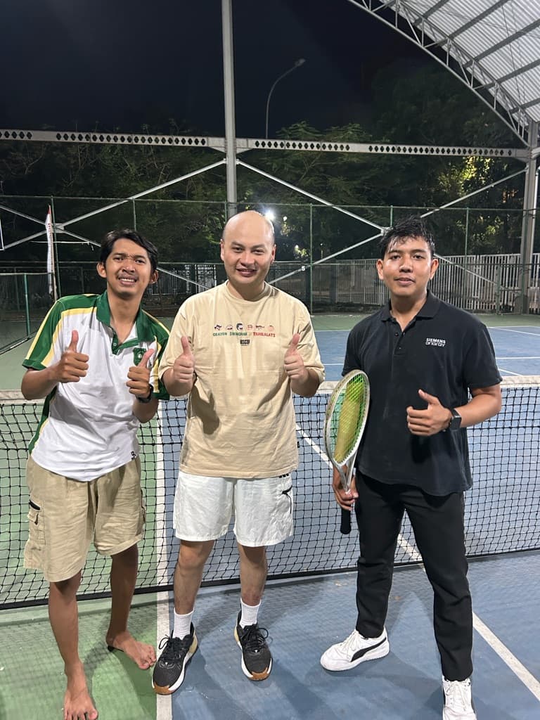 MINIONS TENNIS CLUB media 2