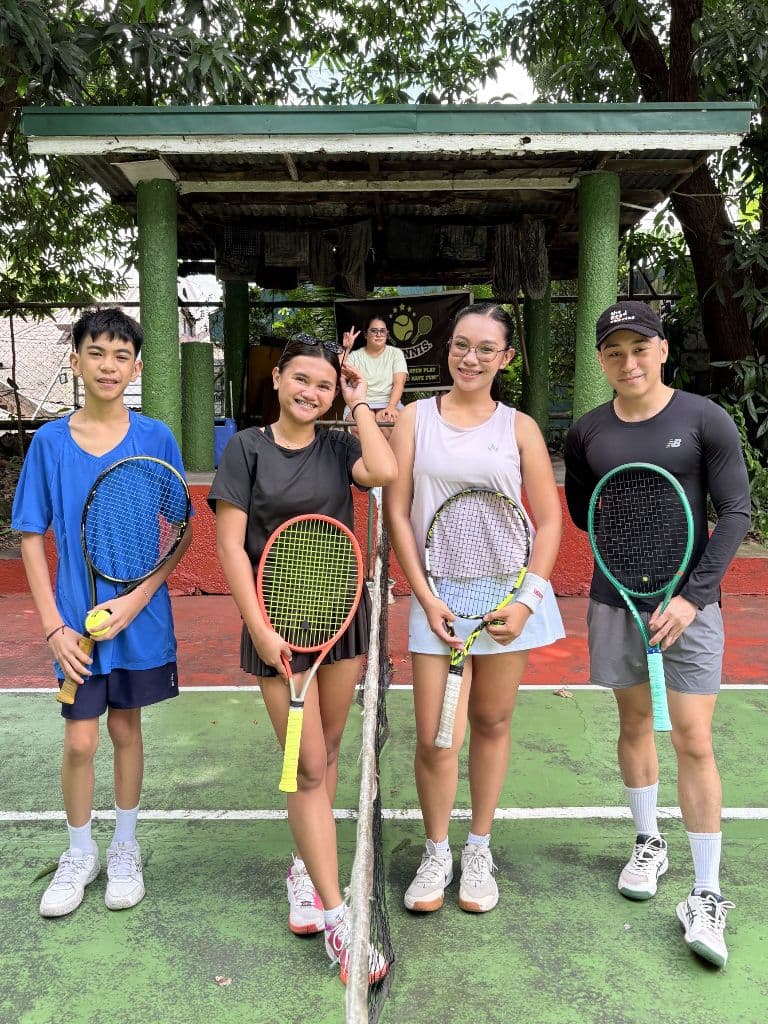 Racquetero's Tennis Club media 4