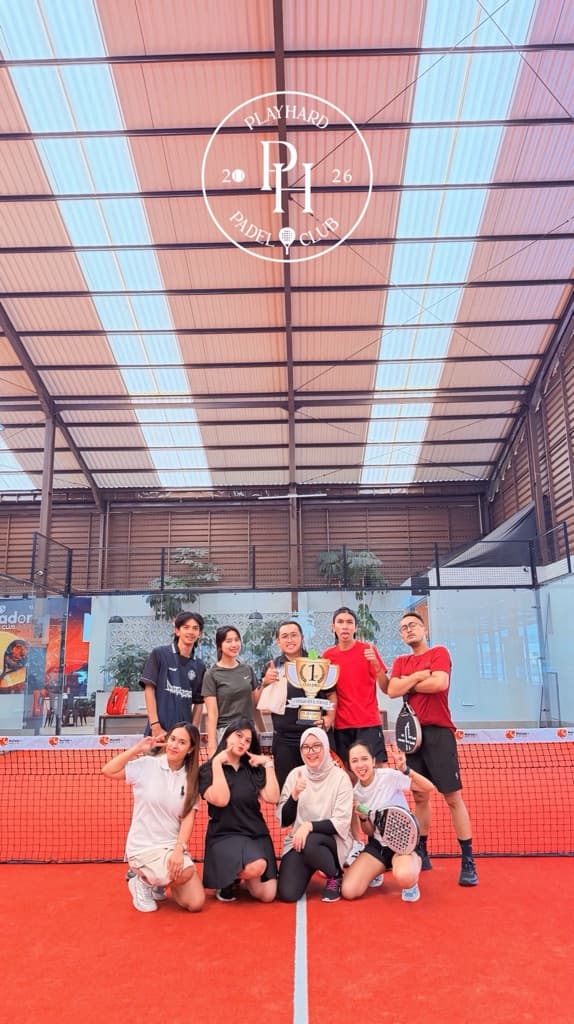 PLAYHARD PADEL CLUB media 1