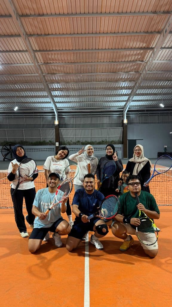 The Endorphines media 4