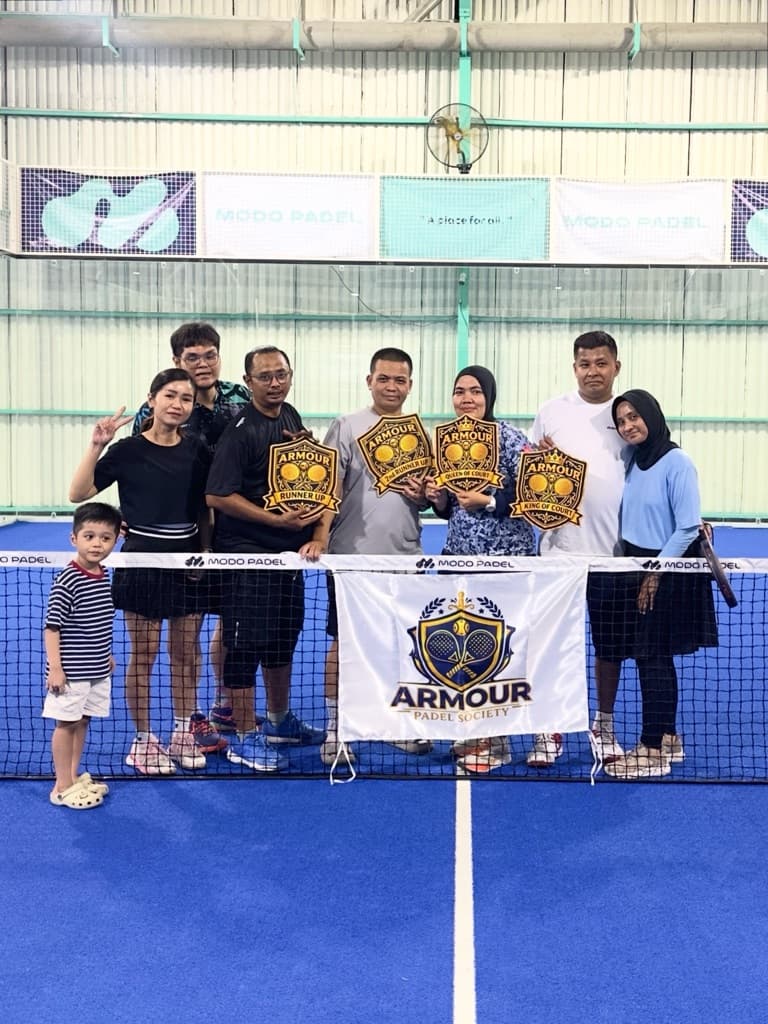 Armour Padel Society  media 1