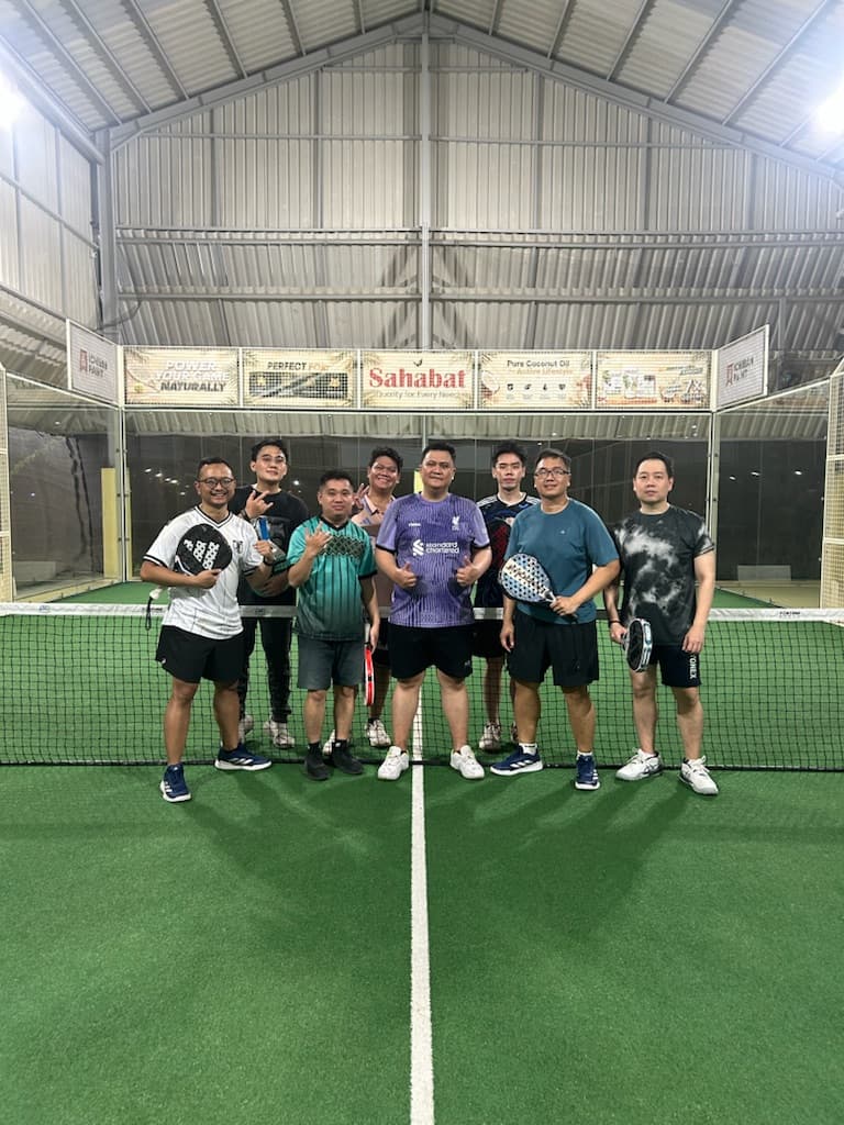 COME TO SERVE Padel Club media 1