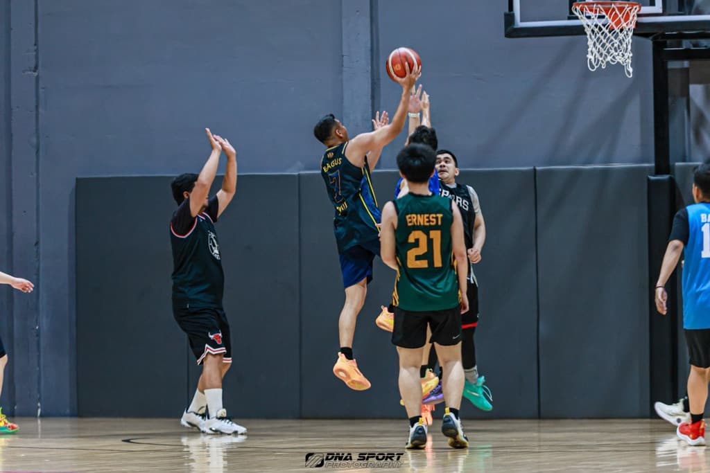 Benchwarmer media 6