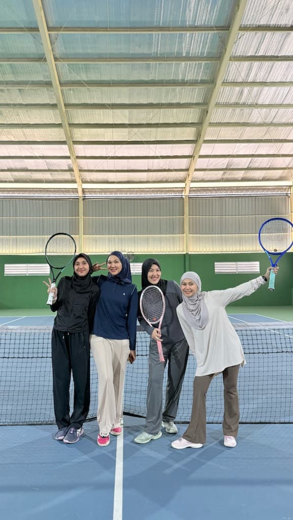 Ladies Spin media 4