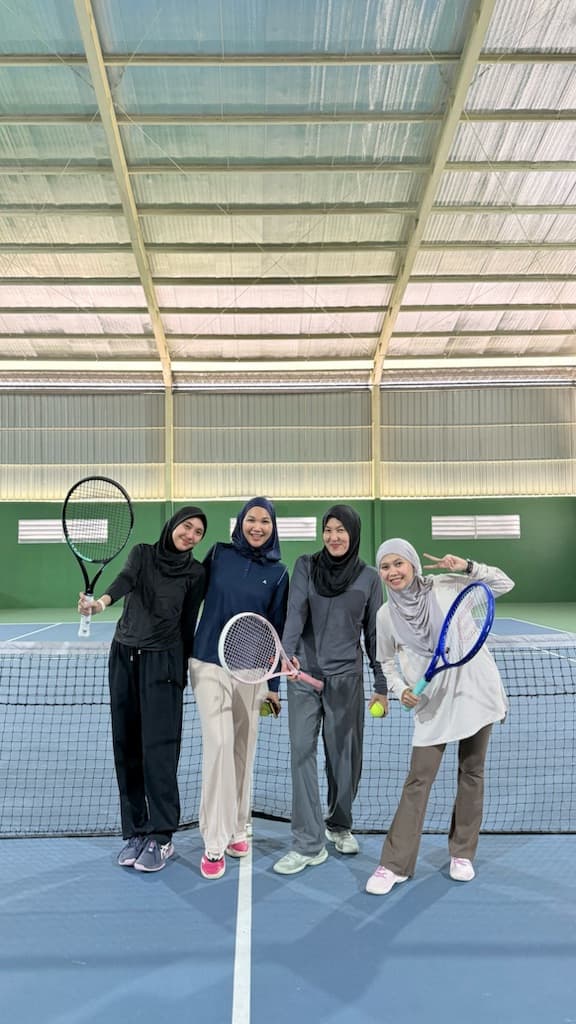 Ladies Spin media 3