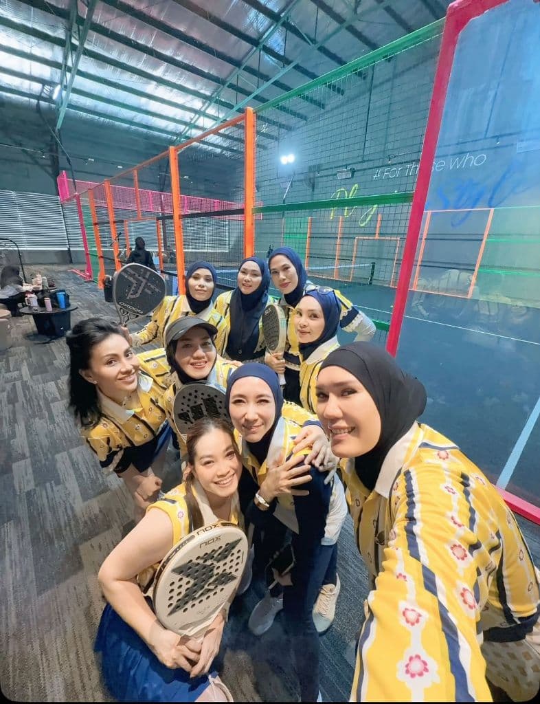 Glow Padel Society (GPS) media 3