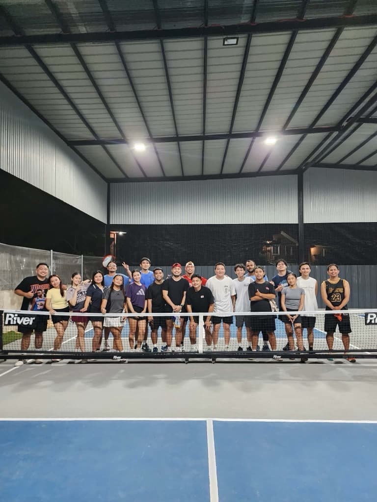 Volay Pikol Club media 1