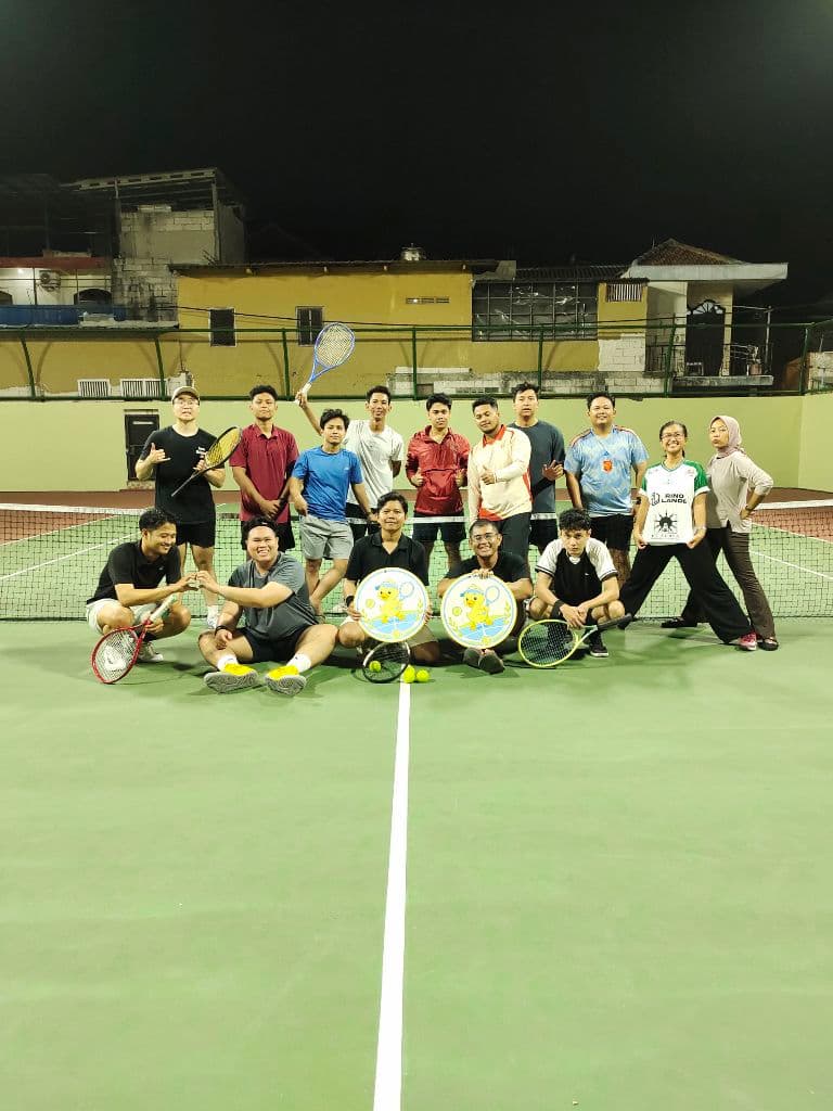 Meri Tennis  media 1