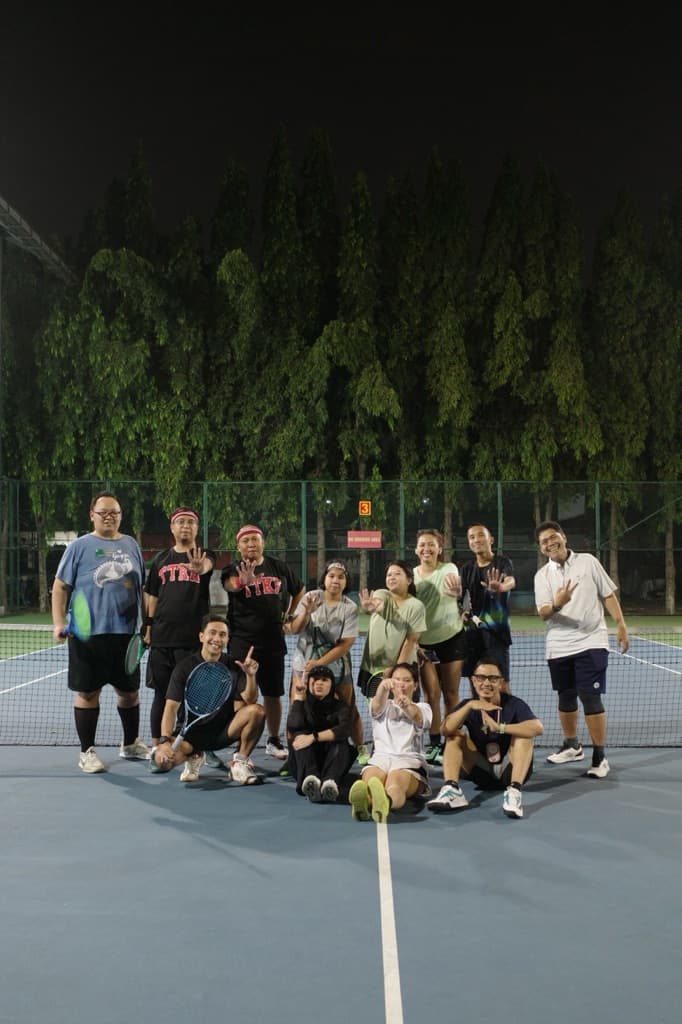Tim Tennis Kosong-Kosong media 1