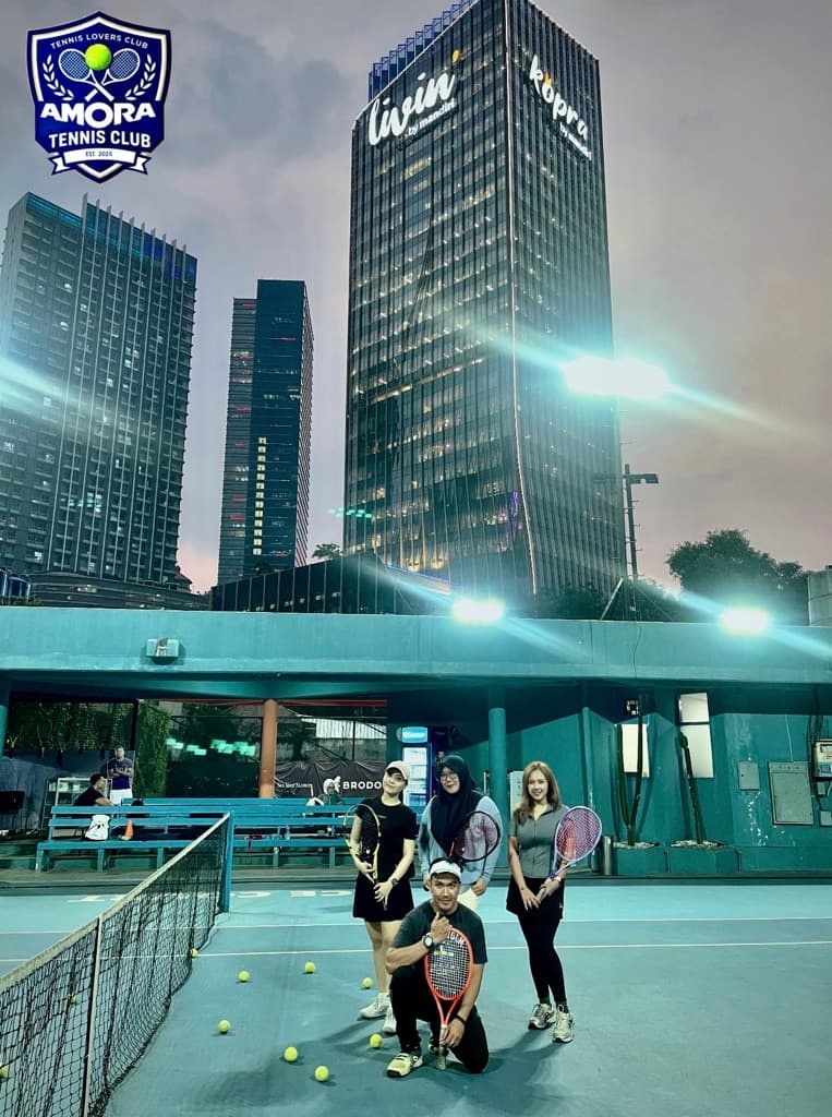Amora Tennis Club media 2