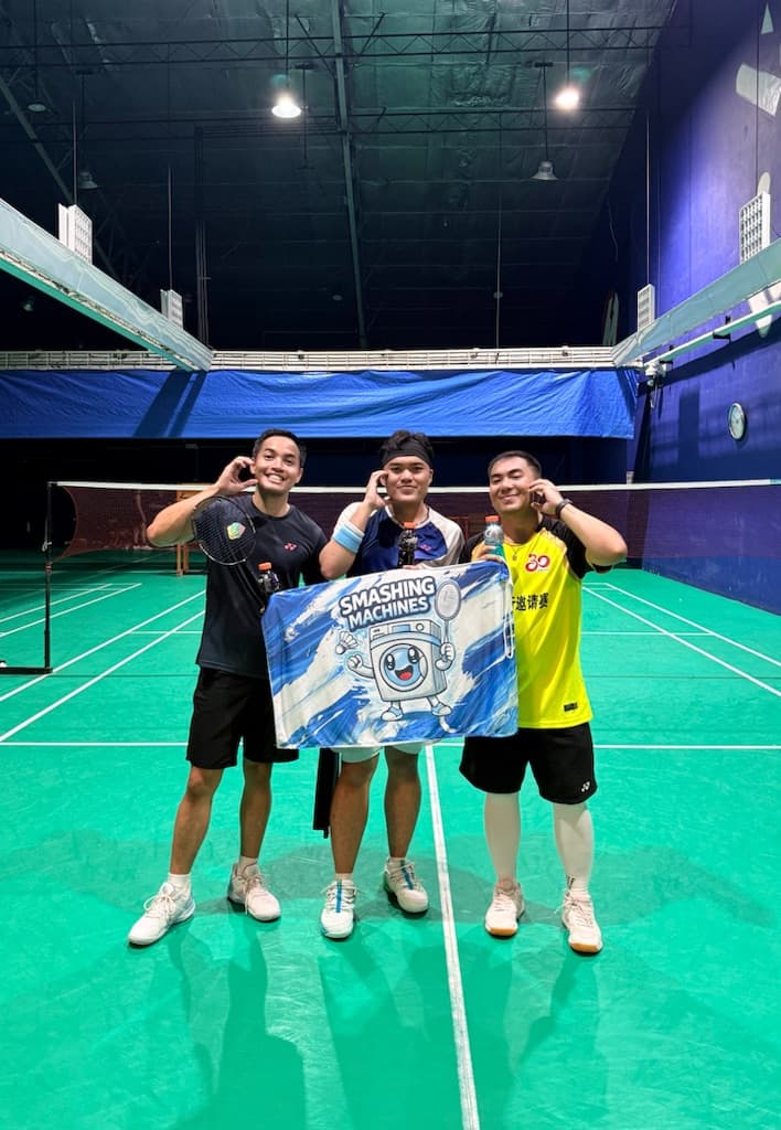Smashing Machines Badminton Club 🏸🫧 media 1