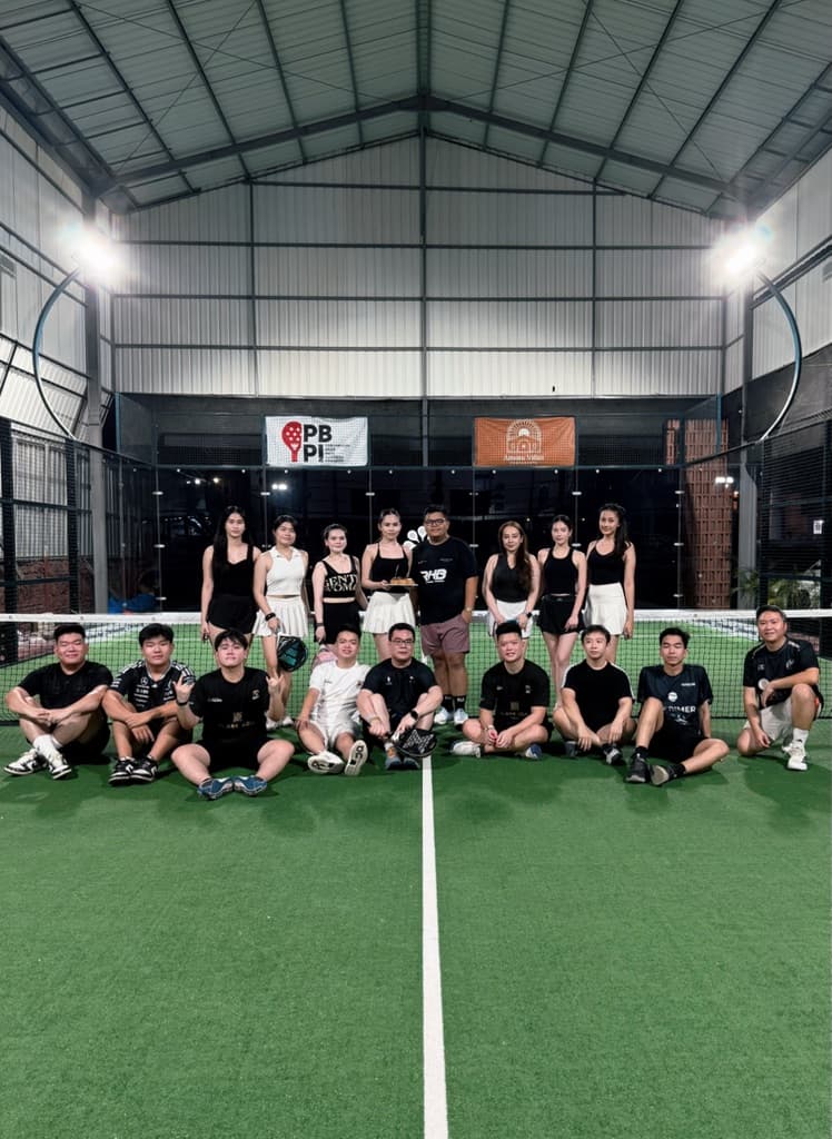 ON COURT BEE’S 🎾✨🍯🐝 media 1