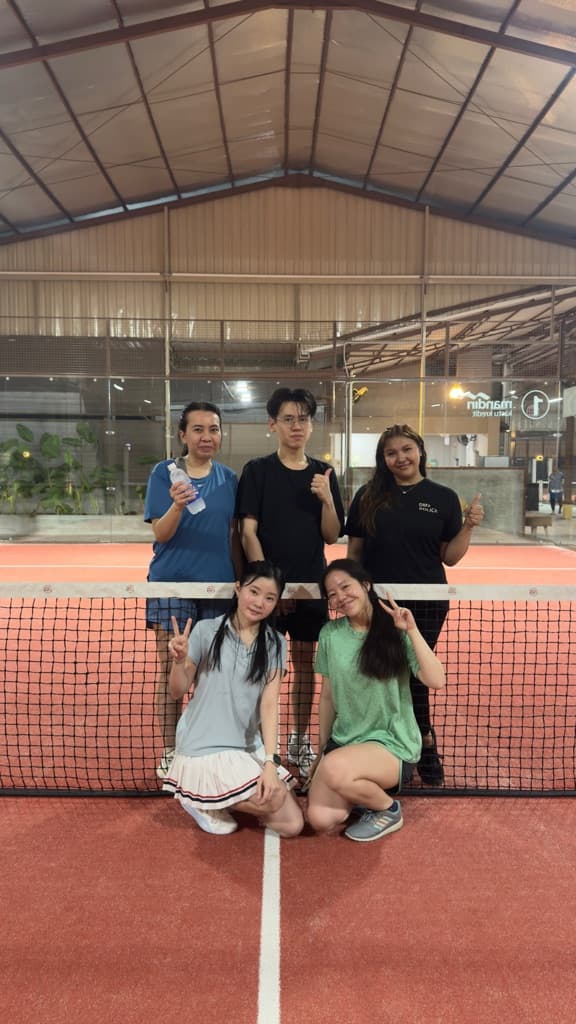 UNISERVE PADEL media 3