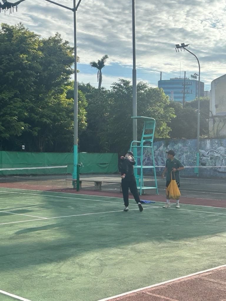 Tennis Kuyyy media 1