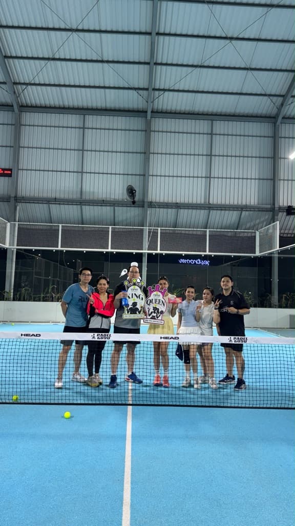 TIPSY ON COURT media 3