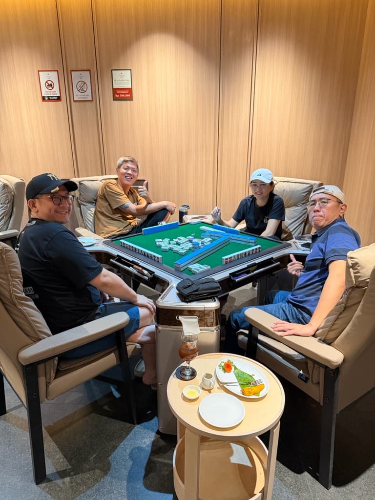 HARUSNYA PADEL & MAHJONG media 2