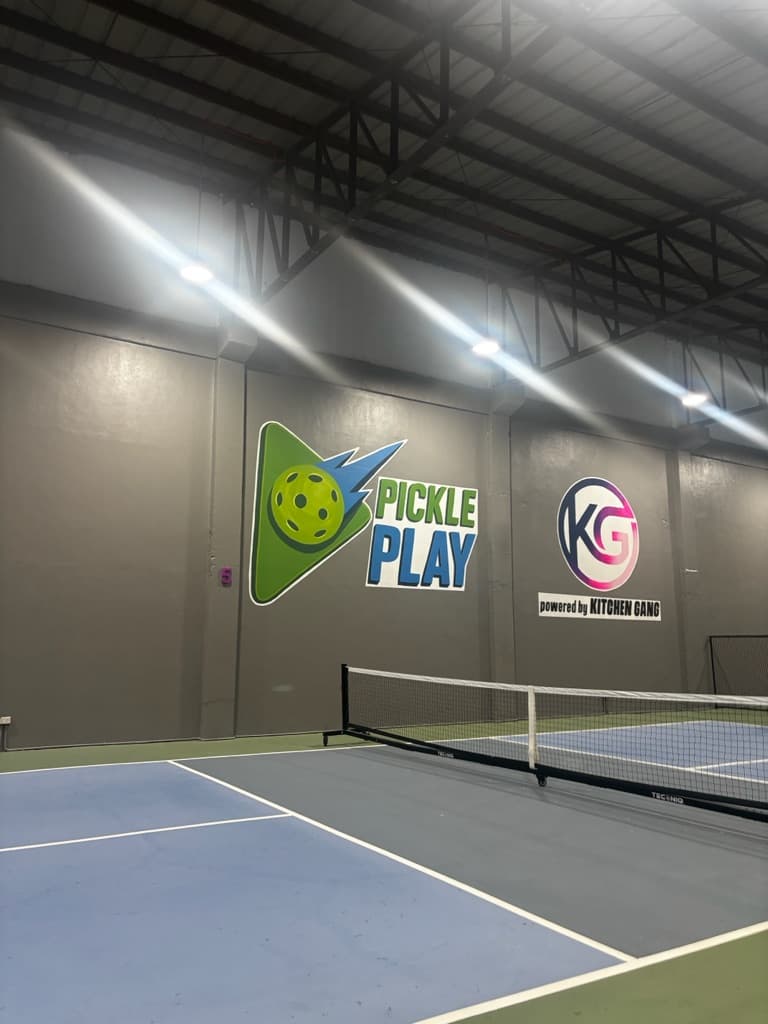 DHC Pikol media 1