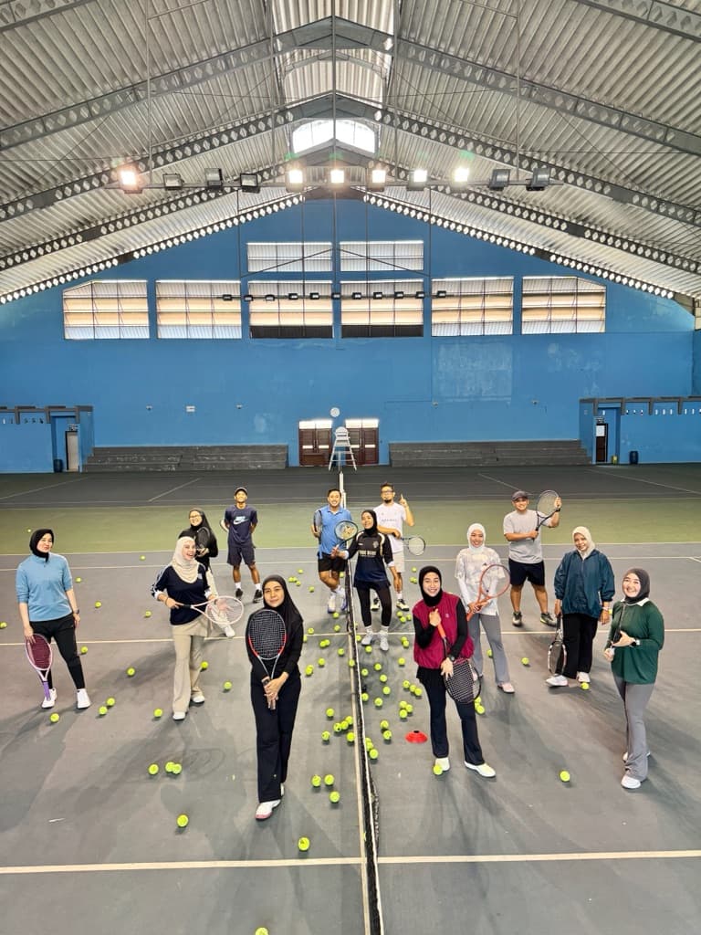 D’ TENNISKU media 1