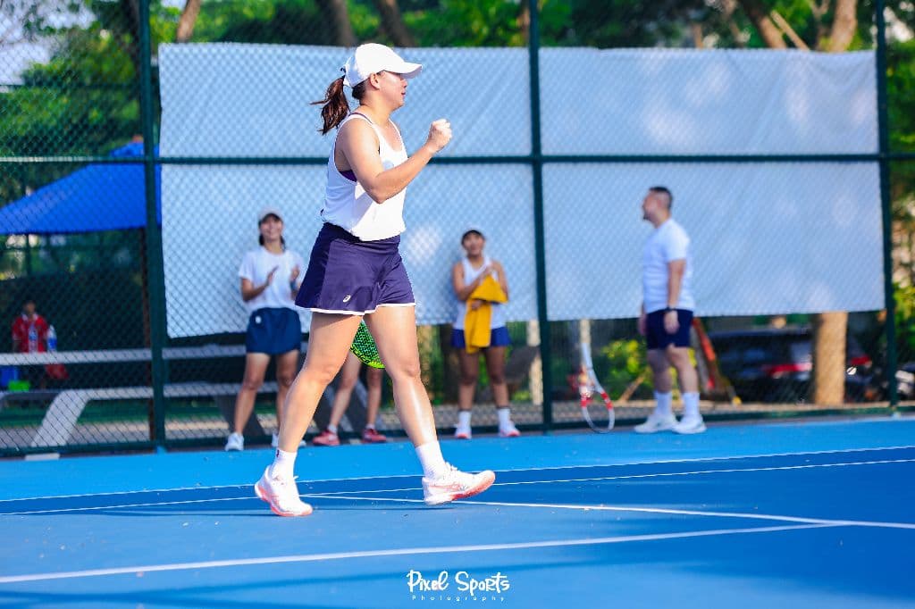 Fullswing Tennis Club media 6