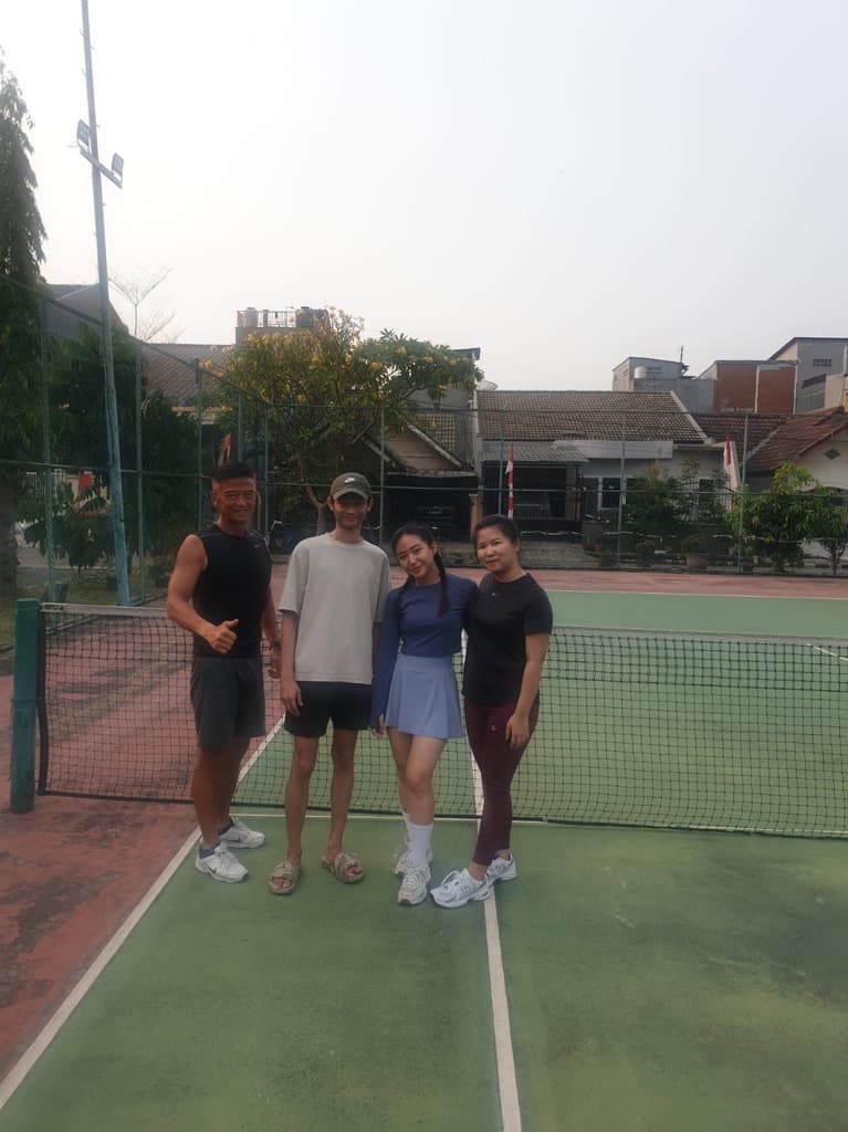 Tennis Colegio media 2