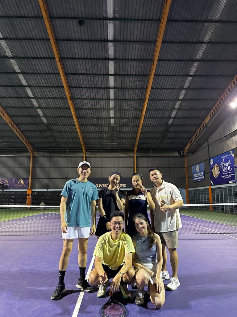 DEUCE TENNIS CLUB media 1