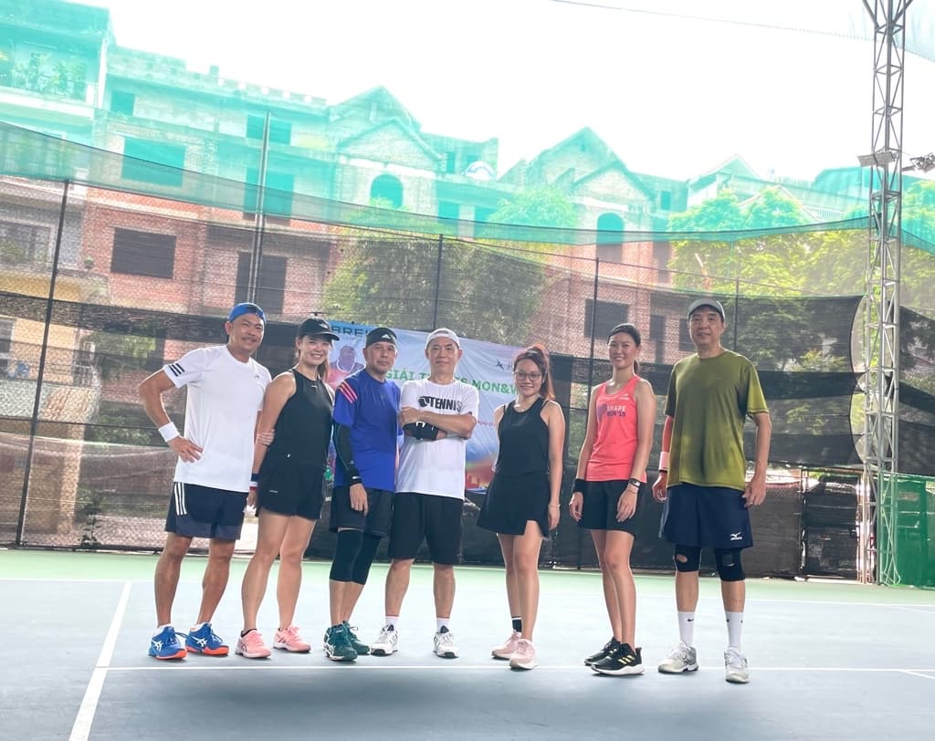 SG Tennis media 3