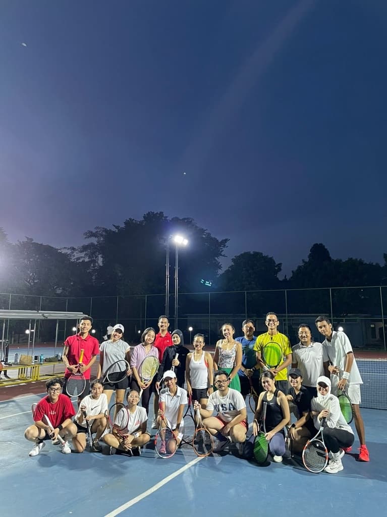 Tennis Manis media 1