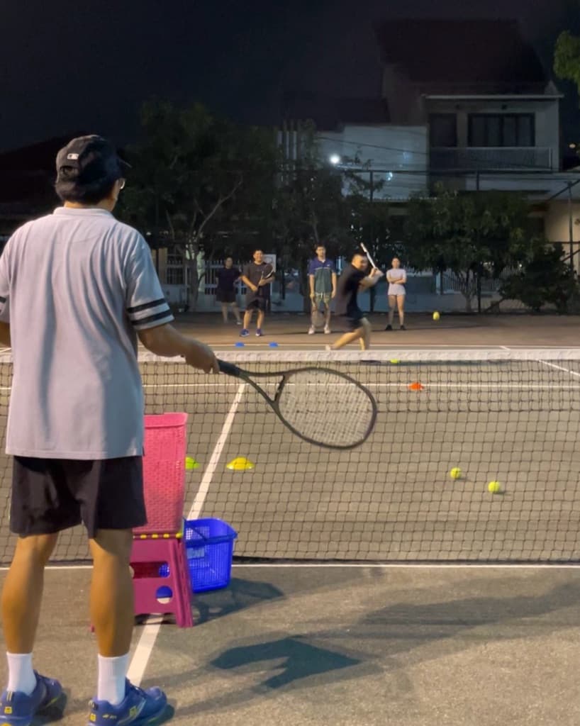 W Tennis Club Surabaya media 6
