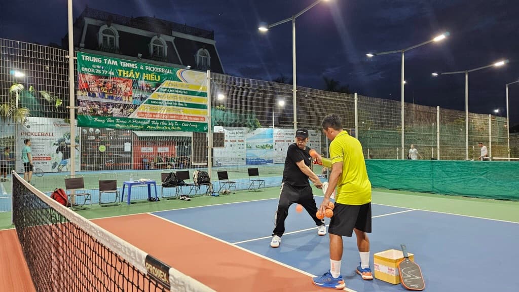 Social Pickleball & Coach Hiếu  media 2