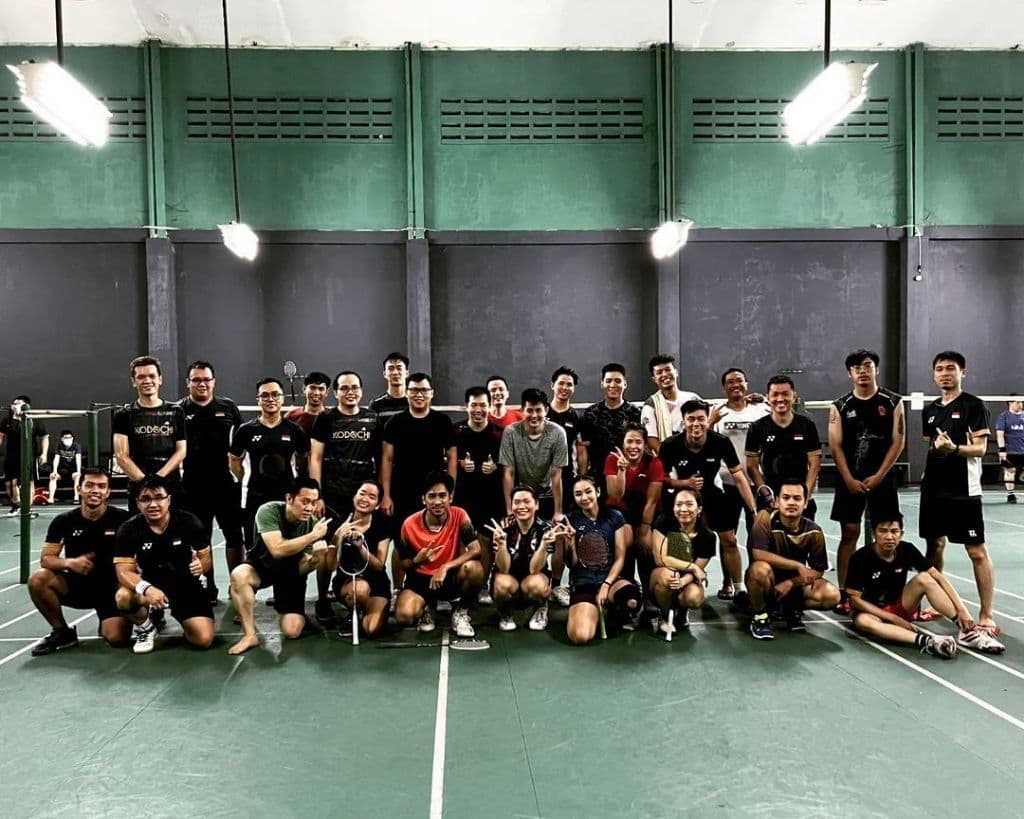 CIRCLE BADMINTON media 1