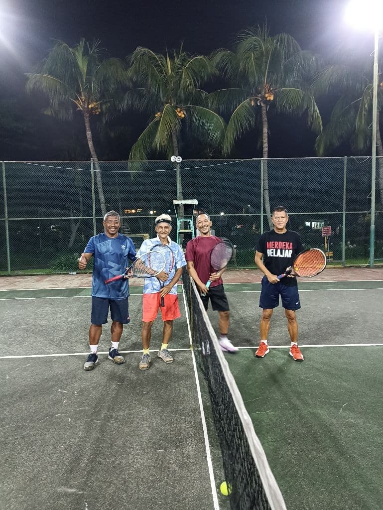 Cross Tennis media 3