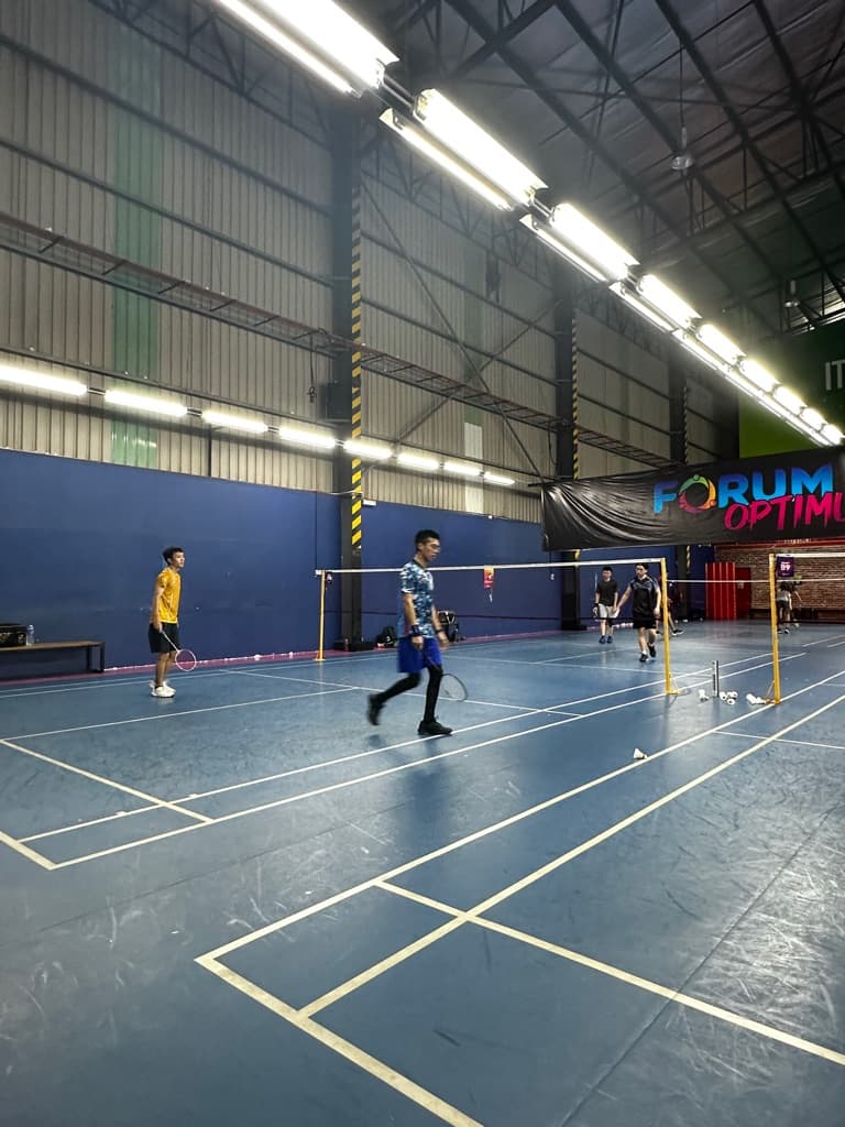 Smash Zone Subang Jaya 🏸 media 1