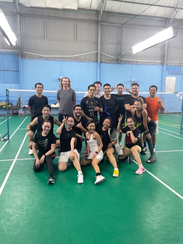 D2 🏸 (Locals & Expats) media 4