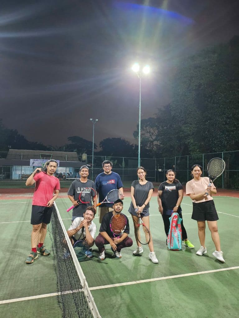 Tenis Ngapak media 4