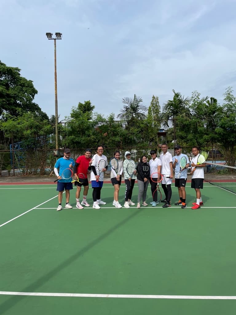 Red Falcon Tennis media 4