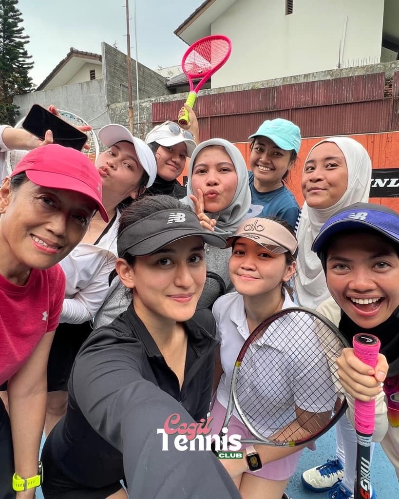 CEGIL TENNIS CLUB media 1
