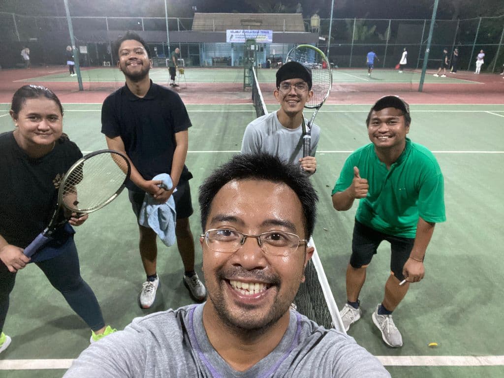 Tenis Ngapak media 3