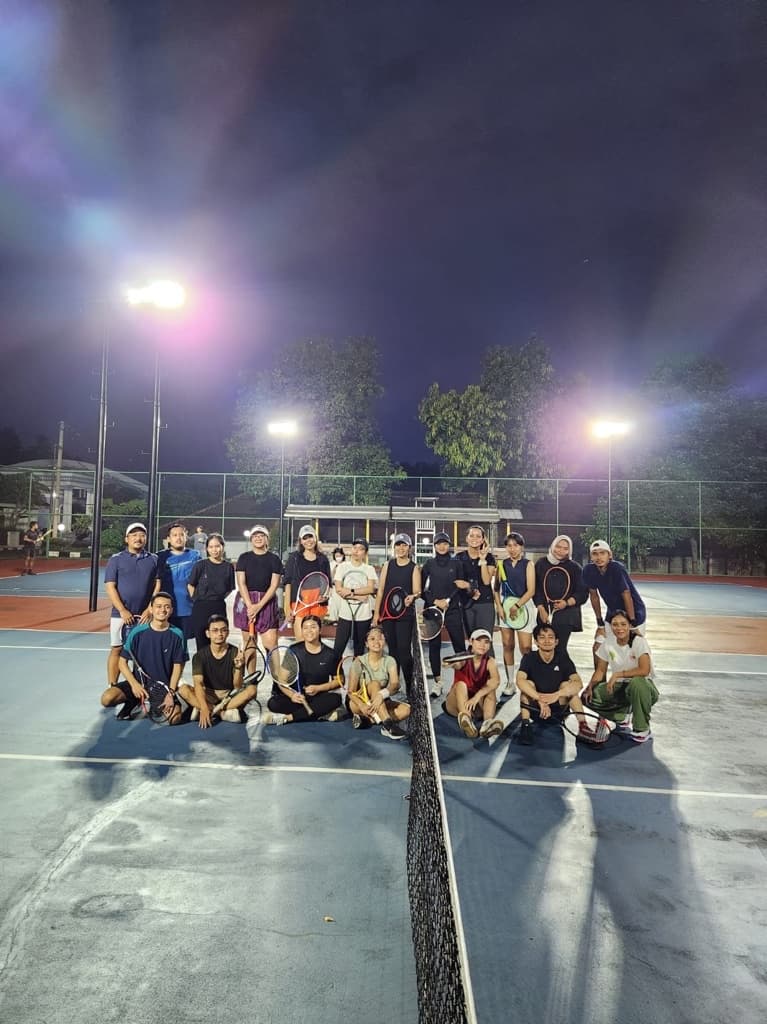 Tennis Manis media 2