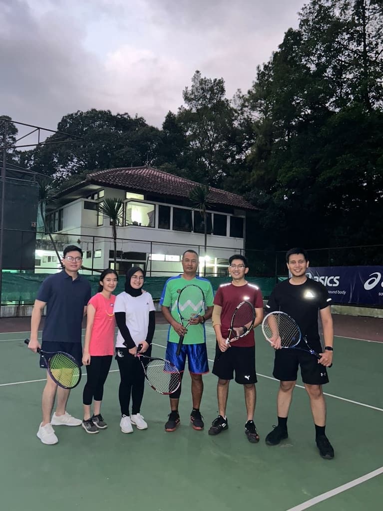 Tennis Manis Bandung media 6