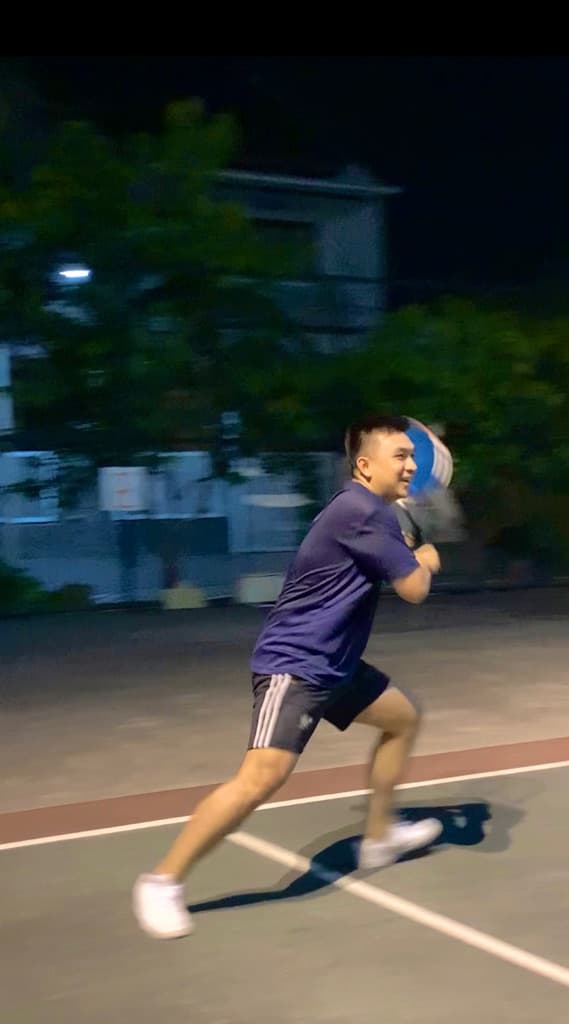 W Tennis Club Surabaya media 1