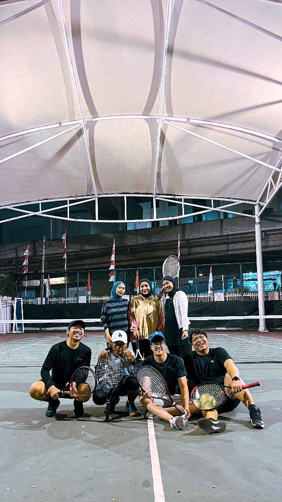 Bukan Club Tennis media 2
