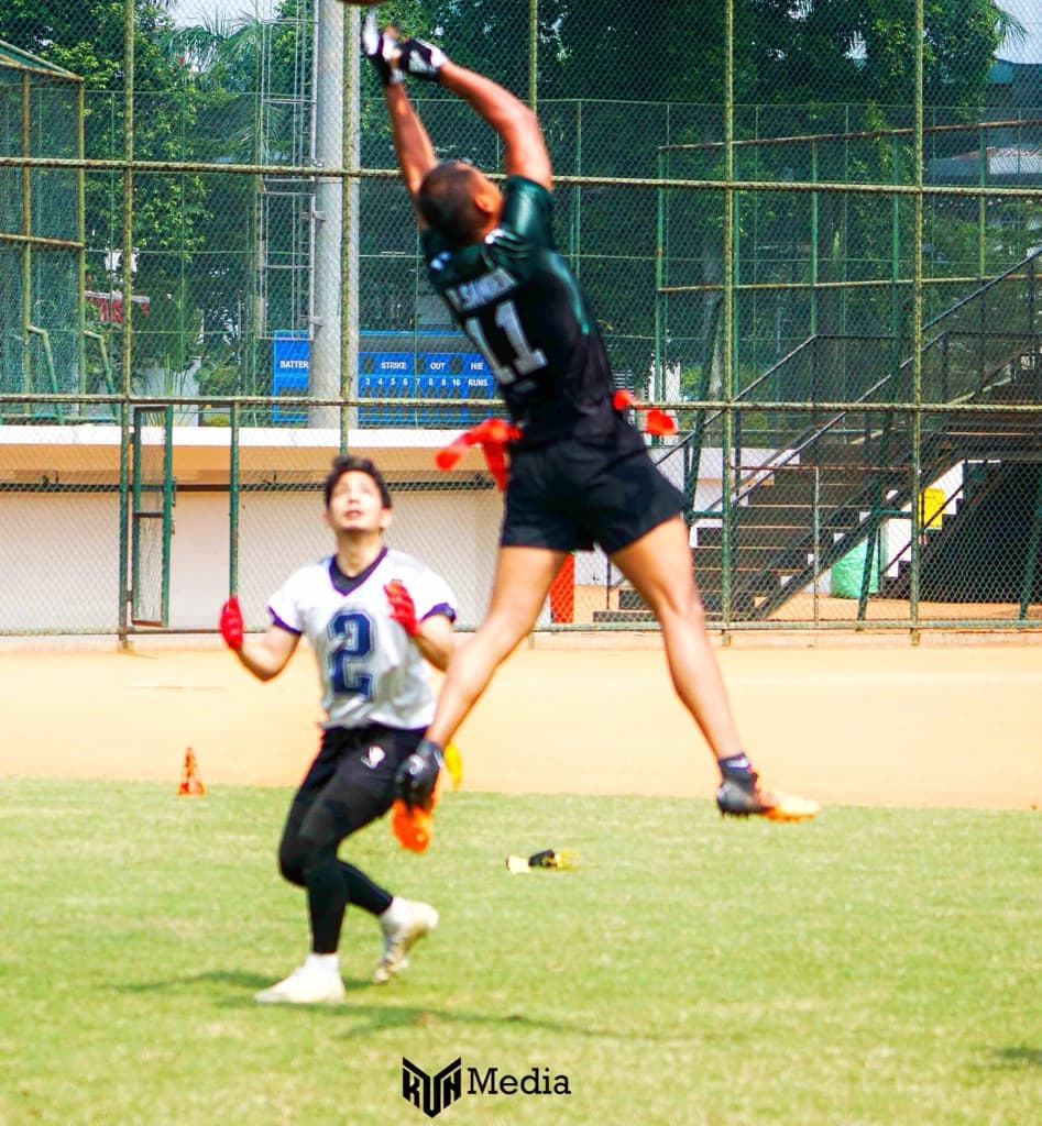 Pandas 8's 🐼🚩🏈 media 3