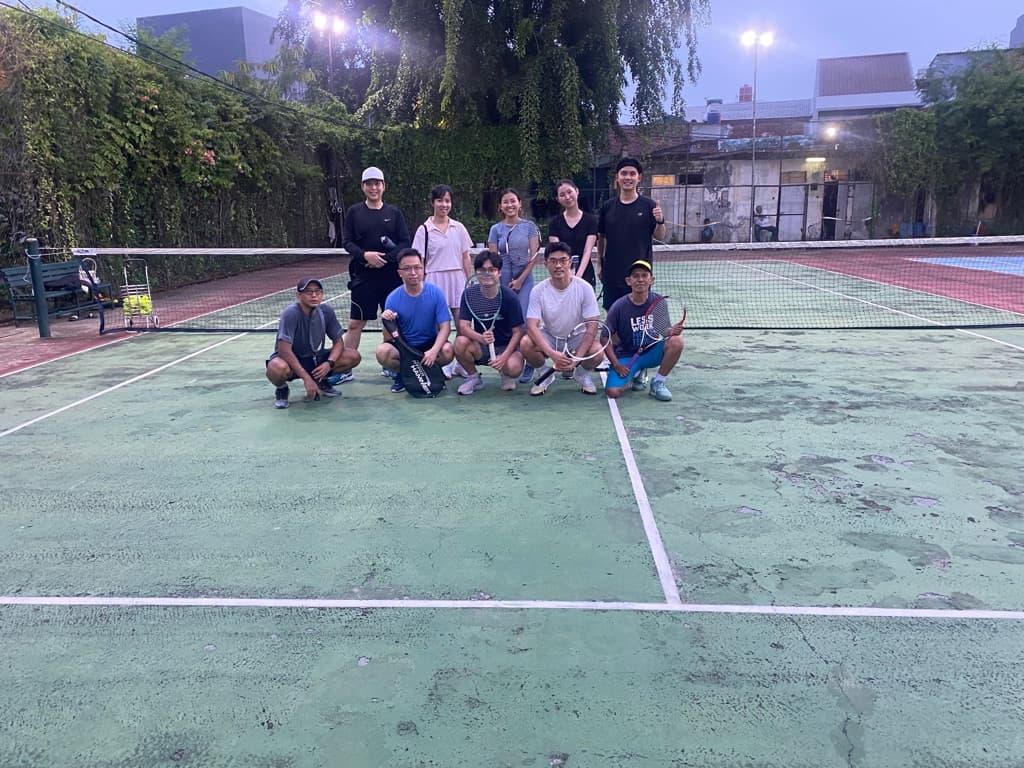 Bucket Tennis Club media 4