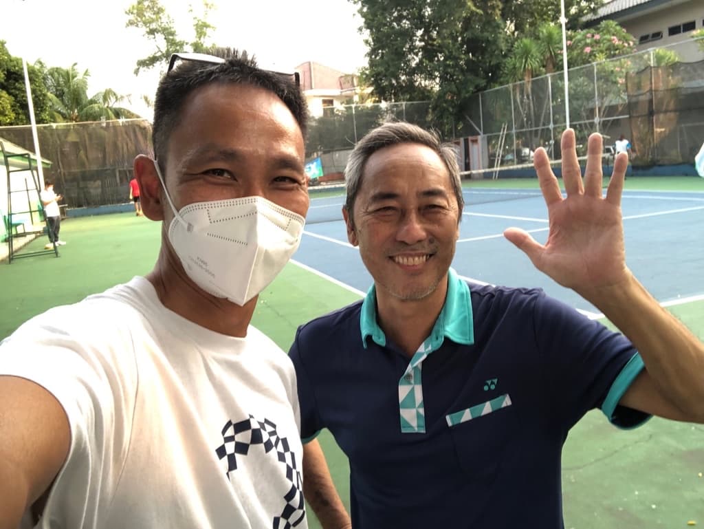 Flow Tennis Kelapa Gading media 2