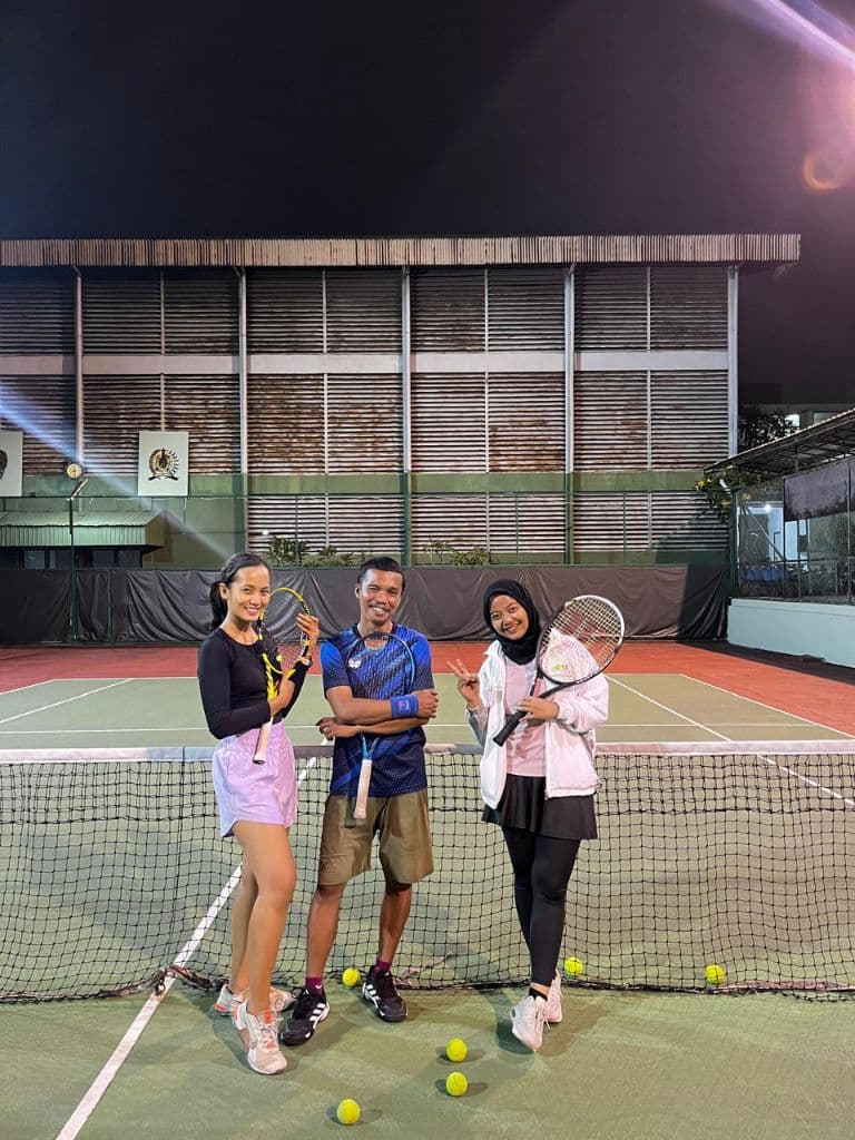Leoni Tennis Squad Club media 1